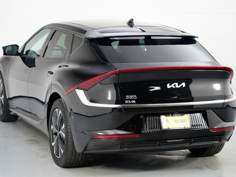 Used 2022 Kia EV6 Wind RWD image 46