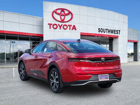 New 2026 Toyota Crown Limited image 4