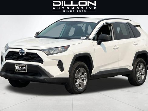 Used 2022 Toyota RAV4 LE AWD/4WD image 8