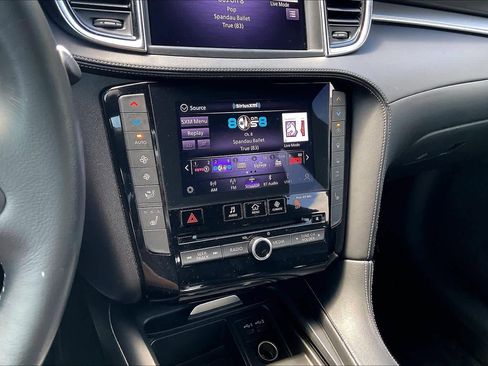 Used 2021 INFINITI QX50 Luxe w/ Appearance Package FWD image 46