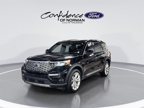 Used 2023 Ford Explorer Platinum w/ Technology Package image 3