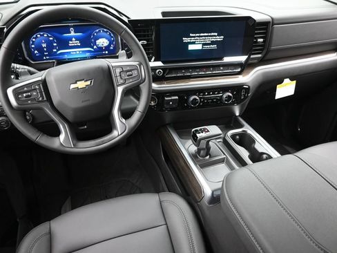 New 2026 Chevrolet Silverado 1500 LT w/ All Star Edition Plus AWD/4WD image 14