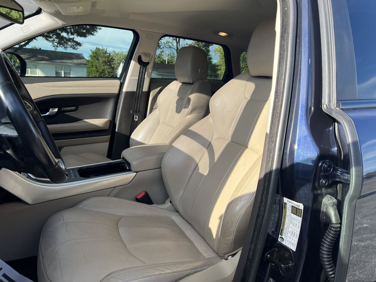 Used 2016 Land Rover Range Rover Evoque SE Premium AWD/4WD image 18