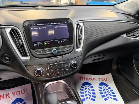 Used 2024 Chevrolet Malibu LT image 21