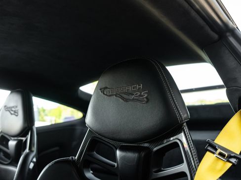 Used 2019 Porsche 911 GT2 RS RWD image 28