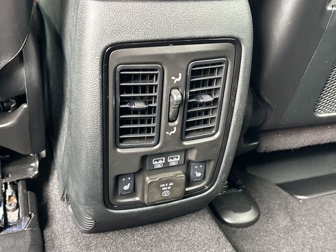 Used 2024 Dodge Durango SRT AWD/4WD image 34