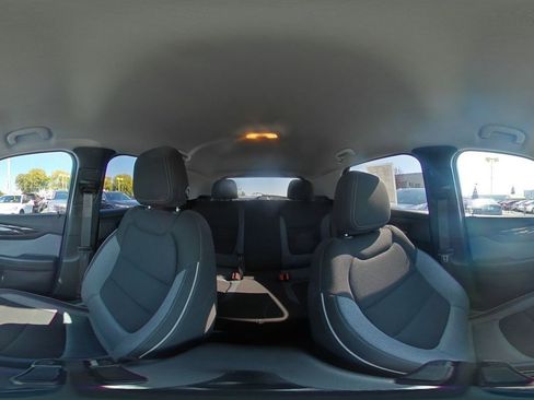 Used 2025 Chevrolet TrailBlazer LT image 40