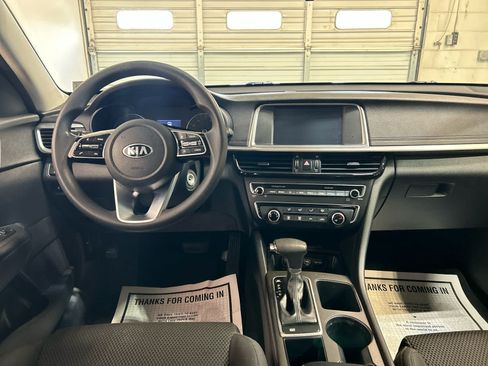 Used 2019 Kia Optima LX w/ LX 17" Wheel Package FWD image 4