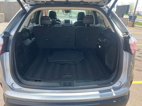 Used 2023 Ford Edge Titanium AWD/4WD image 12