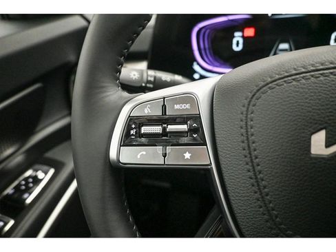 New 2025 Kia Telluride LX image 23