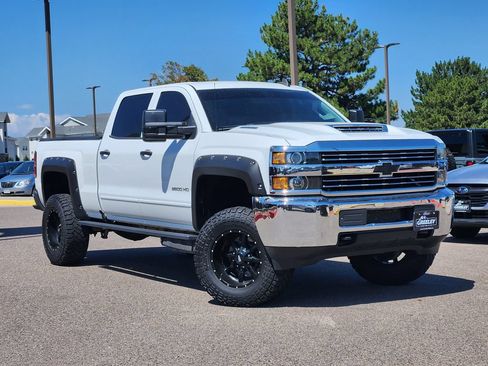 Used 2017 Chevrolet Silverado 2500 LT AWD/4WD image 1