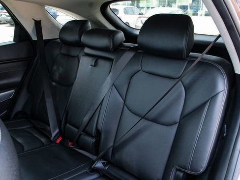 Used 2022 Genesis GV70 2.5T w/ Select Package image 40