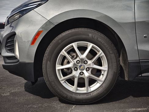 Used 2024 Chevrolet Equinox LT FWD image 10