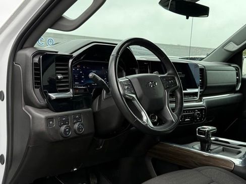 Used 2024 Chevrolet Silverado 1500 RST w/ Protection Package AWD/4WD image 14