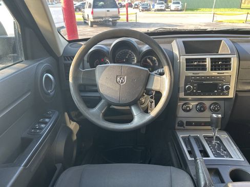 Used 2011 Dodge Nitro Heat AWD/4WD image 13