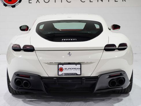 Used 2024 Ferrari Roma RWD image 3