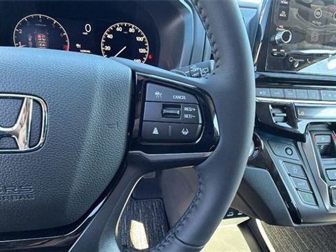 New 2026 Honda Odyssey Touring image 25