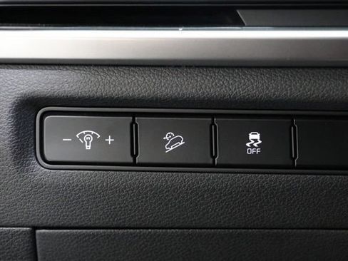 Used 2024 Kia Telluride LX FWD image 20