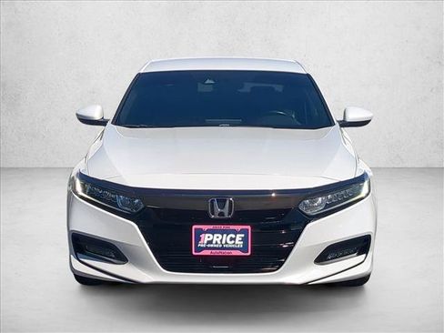 Used 2019 Honda Accord Sport image 2