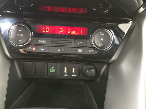 Used 2025 Mitsubishi Eclipse Cross AWD image 24