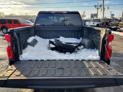 Used 2022 Chevrolet Silverado 1500 LT Trail Boss w/ Convenience Package II AWD/4WD image 29