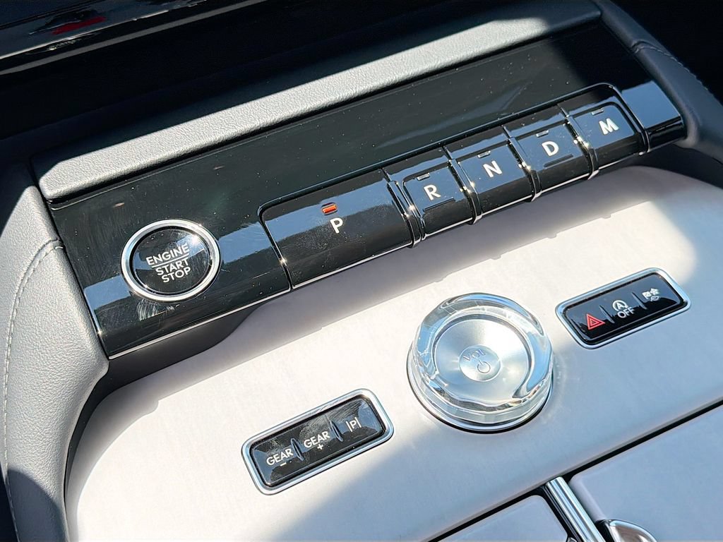 Used 2026 Lincoln Navigator Premiere AWD/4WD image 19