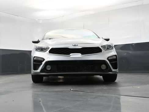 Used 2020 Kia Forte LXS FWD image 19