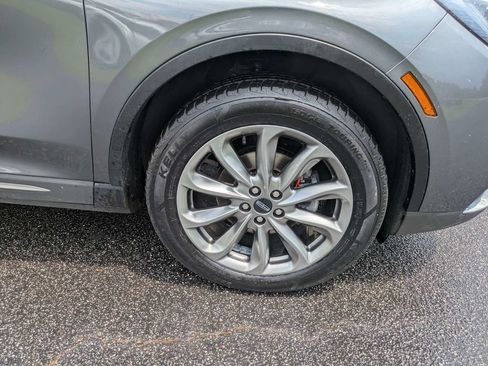 Used 2022 Lincoln Corsair AWD w/ Premium Package image 11