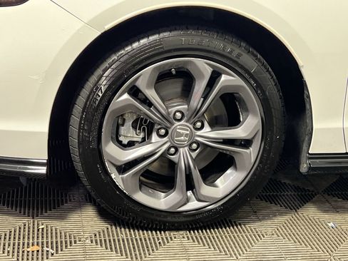 Used 2024 Honda Accord EX-L image 12