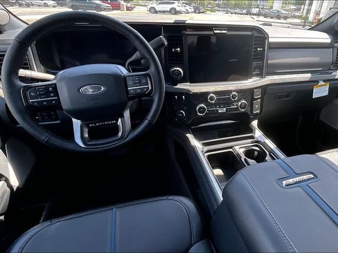 New 2026 Ford F250 Platinum AWD/4WD image 5