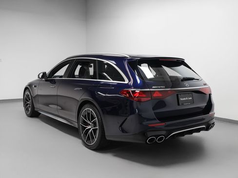 Used 2026 Mercedes-Benz E 53 AMG e 4MATIC Wagon image 3