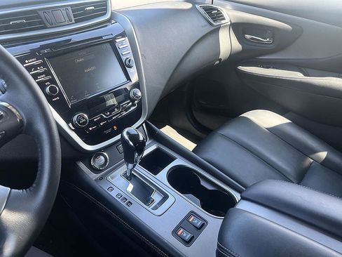 Certified 2024 Nissan Murano SV w/ SV Midnight Edition Package image 18