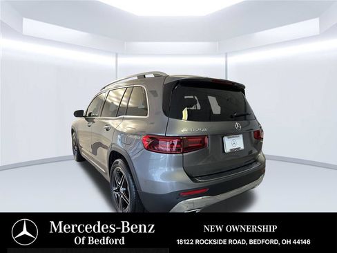 Used 2026 Mercedes-Benz GLB 250 4MATIC image 3