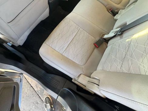 Used 2015 Ford Explorer FWD image 14