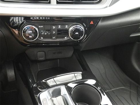 New 2026 Chevrolet Trax LT image 26