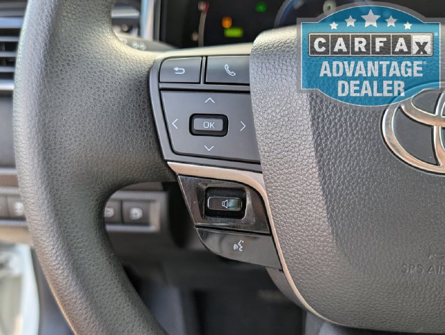 Used 2025 Toyota Camry LE FWD image 11