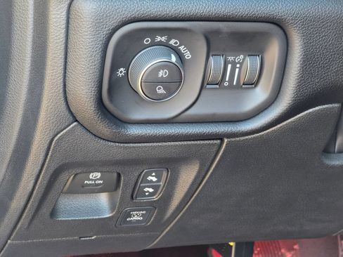 New 2026 RAM 1500 Big Horn AWD/4WD image 36