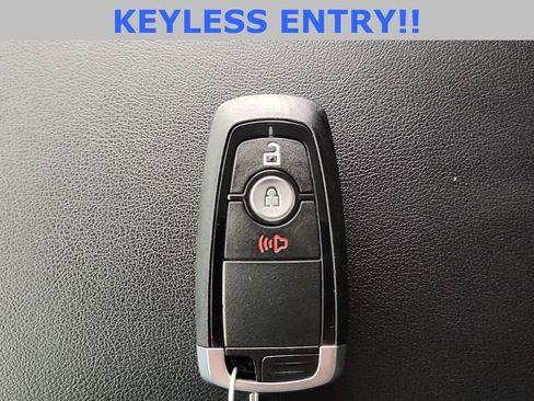 New 2024 Ford Edge SE w/ Black Appearance Package image 18