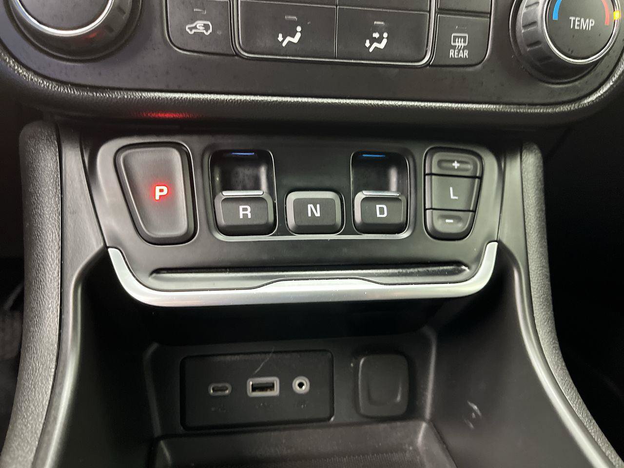 Used 2019 GMC Terrain SLE AWD/4WD image 23