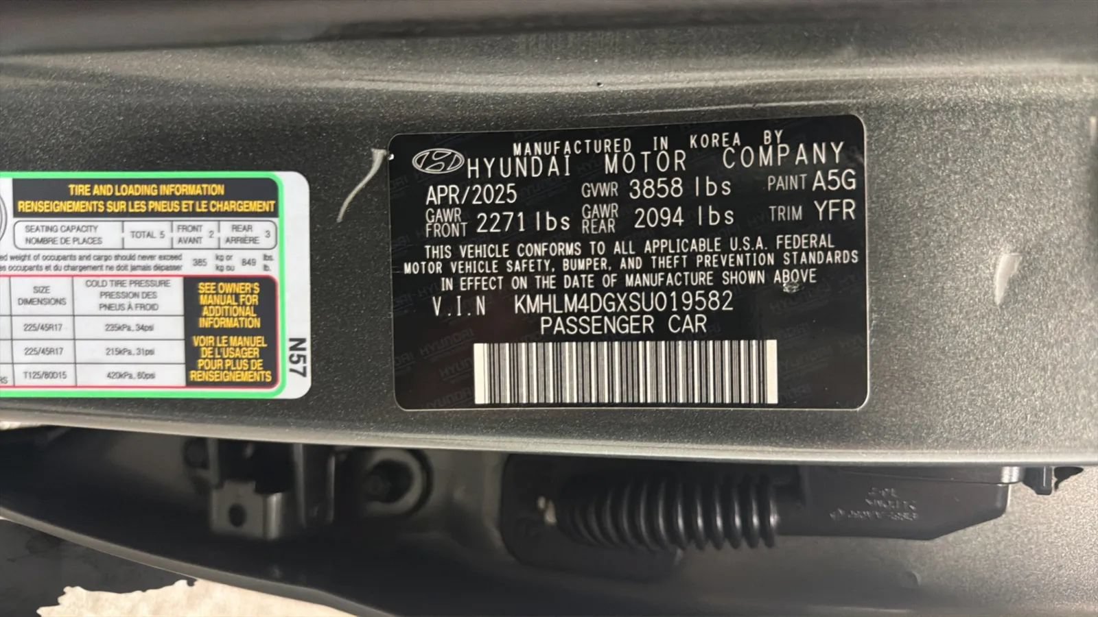 Used 2025 Hyundai Elantra Sport FWD image 30