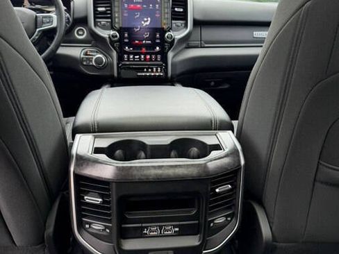 Used 2019 RAM 1500 Big Horn AWD/4WD image 33
