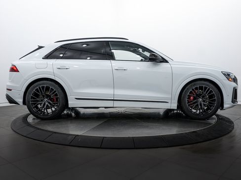 New 2026 Audi SQ8 Prestige image 3