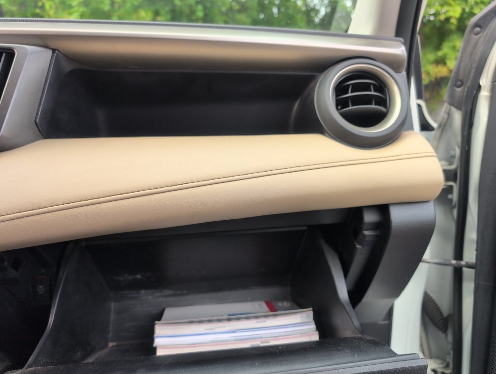 Used 2014 Toyota RAV4 Limited AWD/4WD image 38