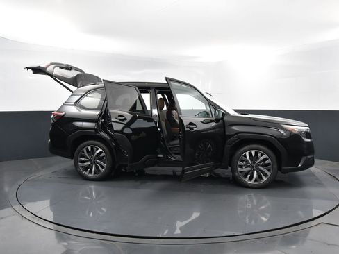 Used 2026 Subaru Forester Touring image 40