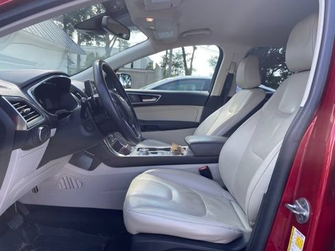 Used 2021 Ford Edge Titanium w/ Equipment Group 301A AWD/4WD image 6