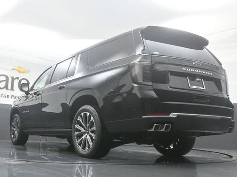 New 2026 Chevrolet Suburban High Country AWD/4WD image 5