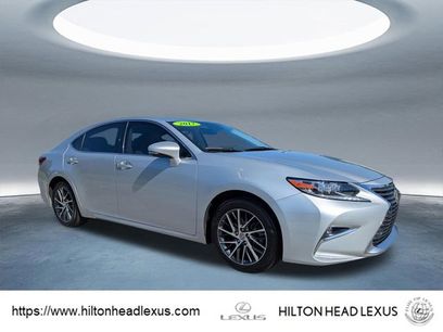Used 2017 Lexus ES 350 w/ Luxury Package