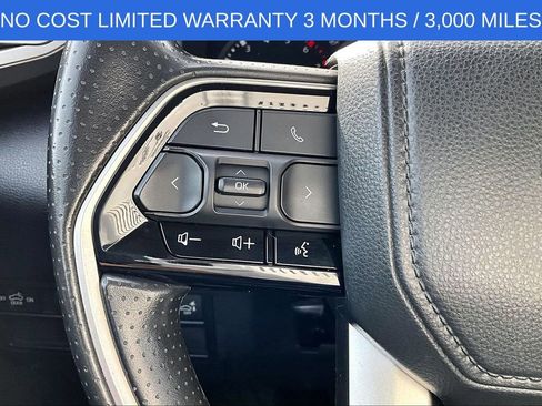 Used 2022 Toyota Tundra SR5 w/ SR5 Convenience Package image 19