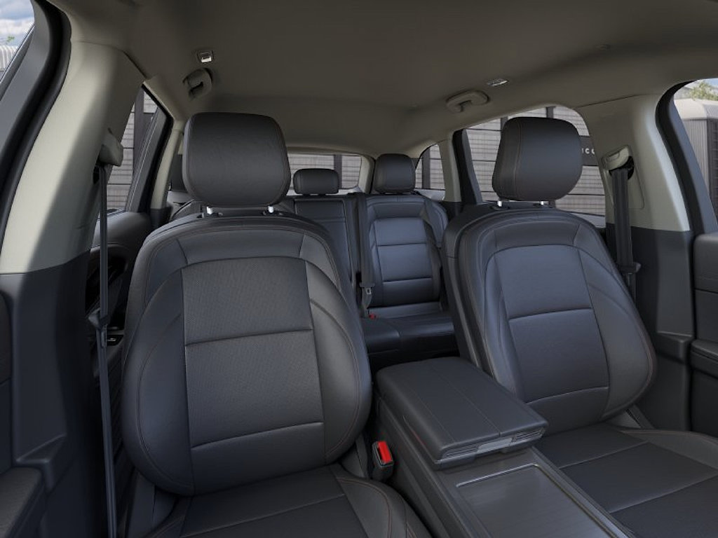 New 2026 Lincoln Nautilus Premier AWD/4WD image 10