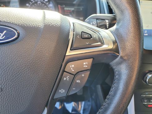 Used 2020 Ford Edge SEL w/ Convenience Package FWD image 18